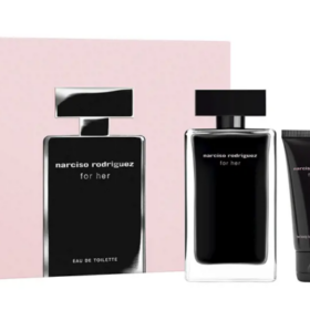 Narciso Rodriguez for her SET